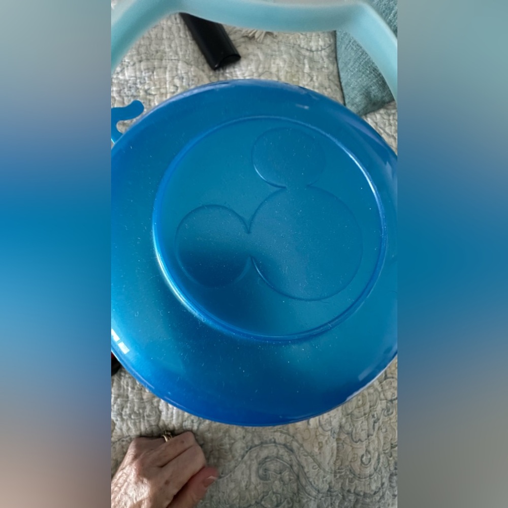 Disney Parks 2018 Holiday Souvenir Popcorn Bucket - Picture 4 of 7